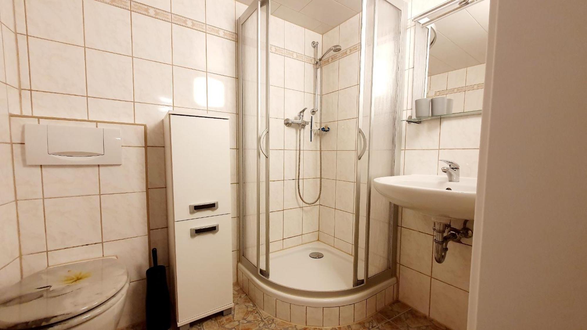 Apartment Gruener Fuerst Mit Sitzecke Im Innenhof & Naehe Park & Erdgeschoss Bad Muskau Esterno foto