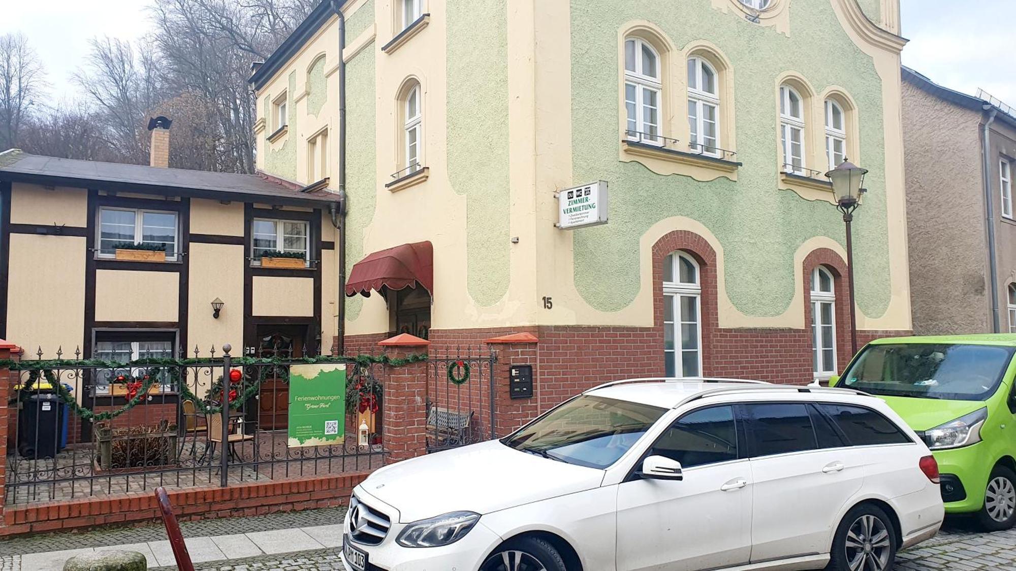 Apartment Gruener Fuerst Mit Sitzecke Im Innenhof & Naehe Park & Erdgeschoss Bad Muskau Esterno foto