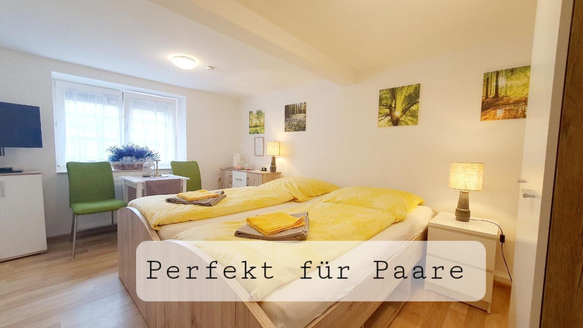 Apartment Gruener Fuerst Mit Sitzecke Im Innenhof & Naehe Park & Erdgeschoss Bad Muskau Esterno foto